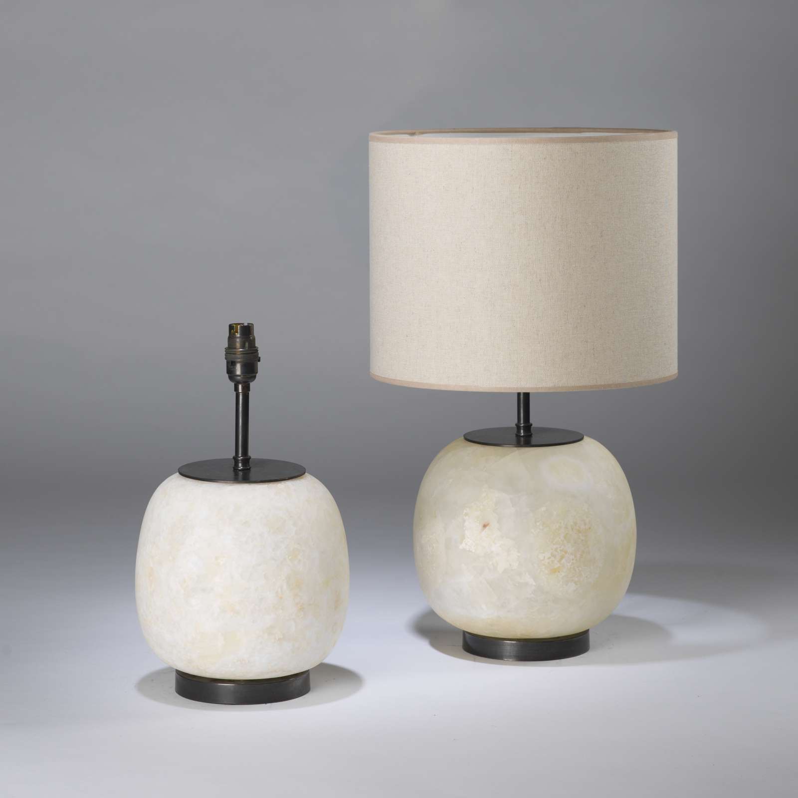 Pair Of Small Round Alabaster Lamps On Bronze Bases (T4477) - TYSON ...