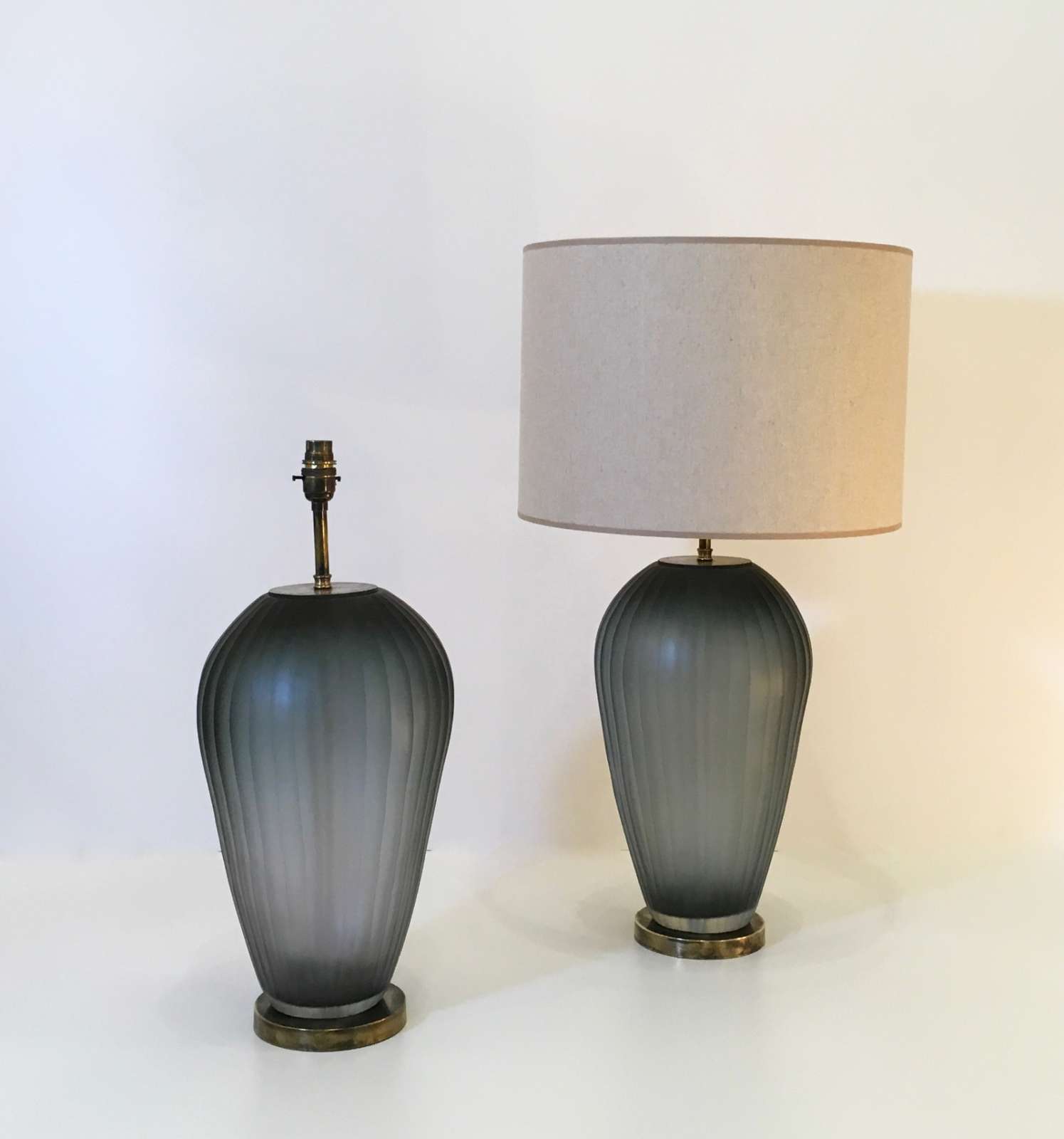 Pair Of Large Blue Grey Cut Glass Lamps On Round Antiqued Brass Bases T4482 Tyson