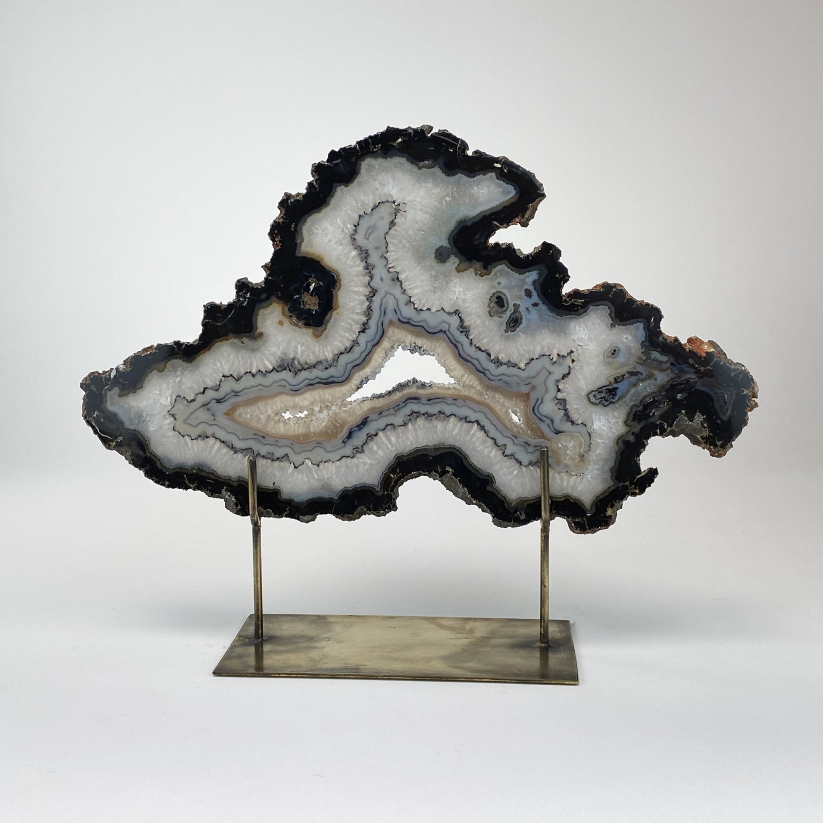 Black Extra Large Agate on Antique Brass Stand (T6017) - TYSON ...