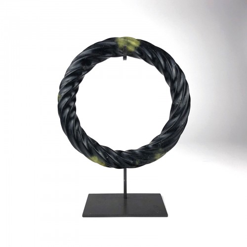 Black / Green Stone Hoop Ring on Brown Brass Stand