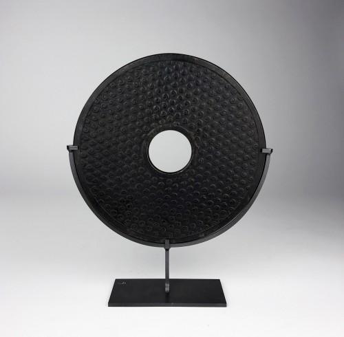 Black Stone Disk on Brown Bronze Stand