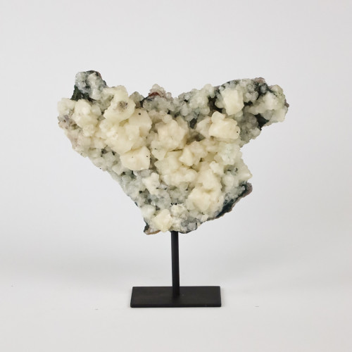 Medium Agate Chunk On Stand (T7198)