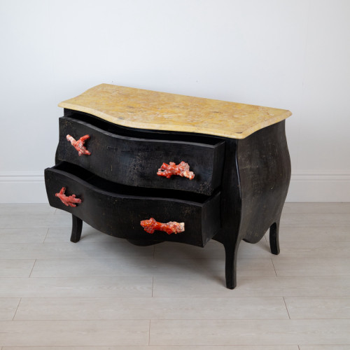 Vintage Bombe Chest Of Drawers With Painted Top And Coral Handles (T7637)