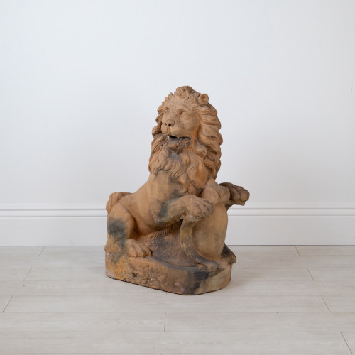 C1840 French Hand Modelled Terracotta Lion (T7646)