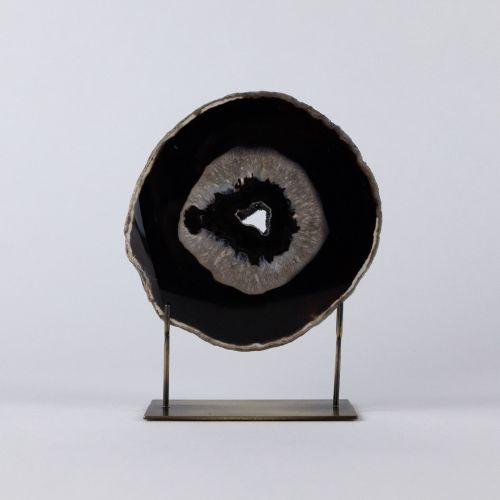 Medium Black Agate On Antique Brass Stand (T7830)