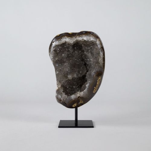 Small Agate Chunk On Stand (T8113)