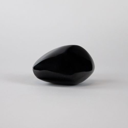 Obsidian Paperweight (T8208)