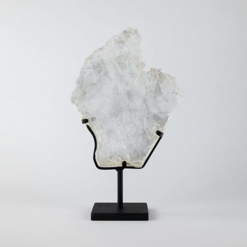 Extra Large Gypsum On Stand (T8220)