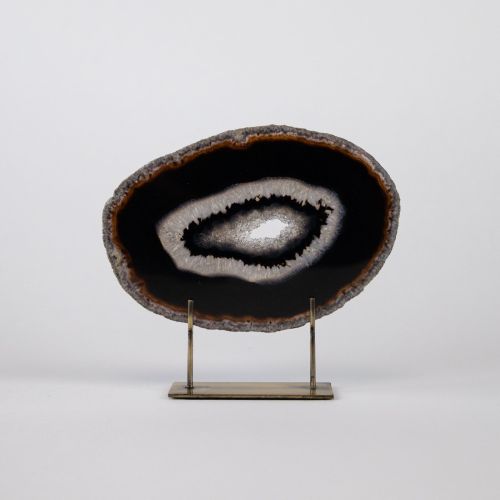 Small Black Agate On Antique Brass Stand (T8282)