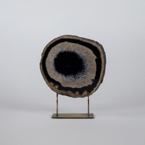 Small Black Agate On Antique Brass Stand (T8295)