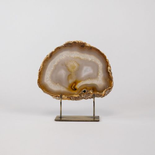 Small Brown Agate On Antique Brass Stand (T8316)