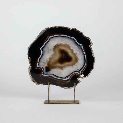 Medium Black Agate On Antique Brass Stand (T8350)
