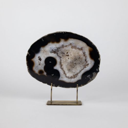 Medium Black Agate On Antique Brass Stand (T8351)