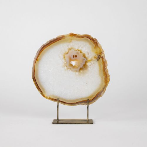 Medium Brown Agate On Antique Brass Stand (T8366)