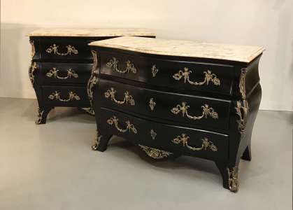 Pair Of French Bombe Chest Of Drawers With Bronze Mounts & Marble Tops (T4550)