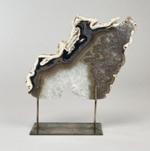 Large brown Agate on Antique Brass Stand (T5972)