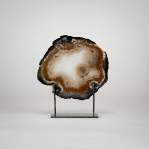 Small Black Agate on Antique Brass Stand (T6734)